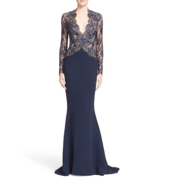 Reem Acra Chantilly Lace and Silk Gown - Picture 3 of 16